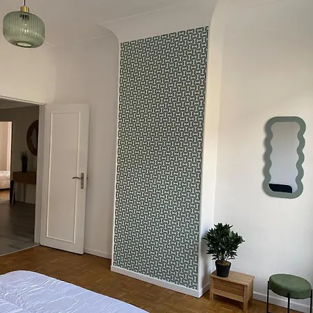 Spacieux T3 De 100 M2 Design En Plein Centre-ville Appartement